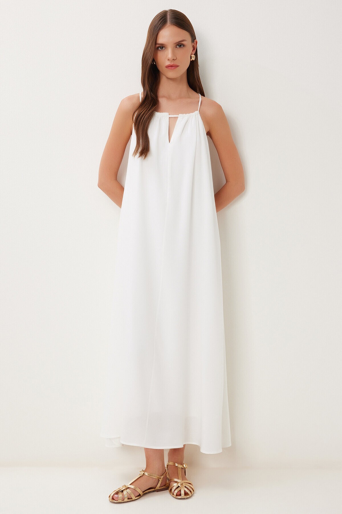 Halter Yaka Yazlık Uzun Viskon Elbise EKRU HFG0003