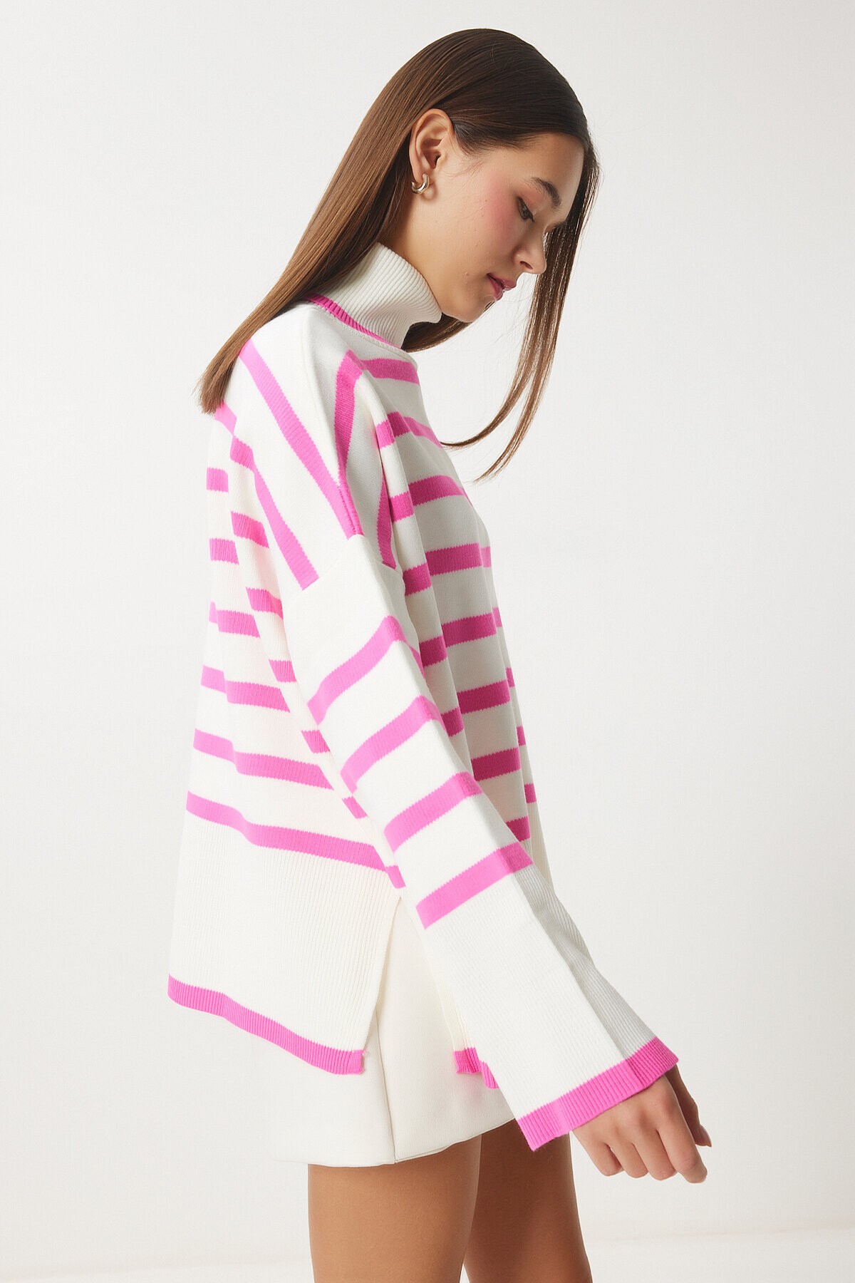 Balıkçı Yaka Oversize Çizgili Triko Kazak PEMBE KEMİK LBV0021