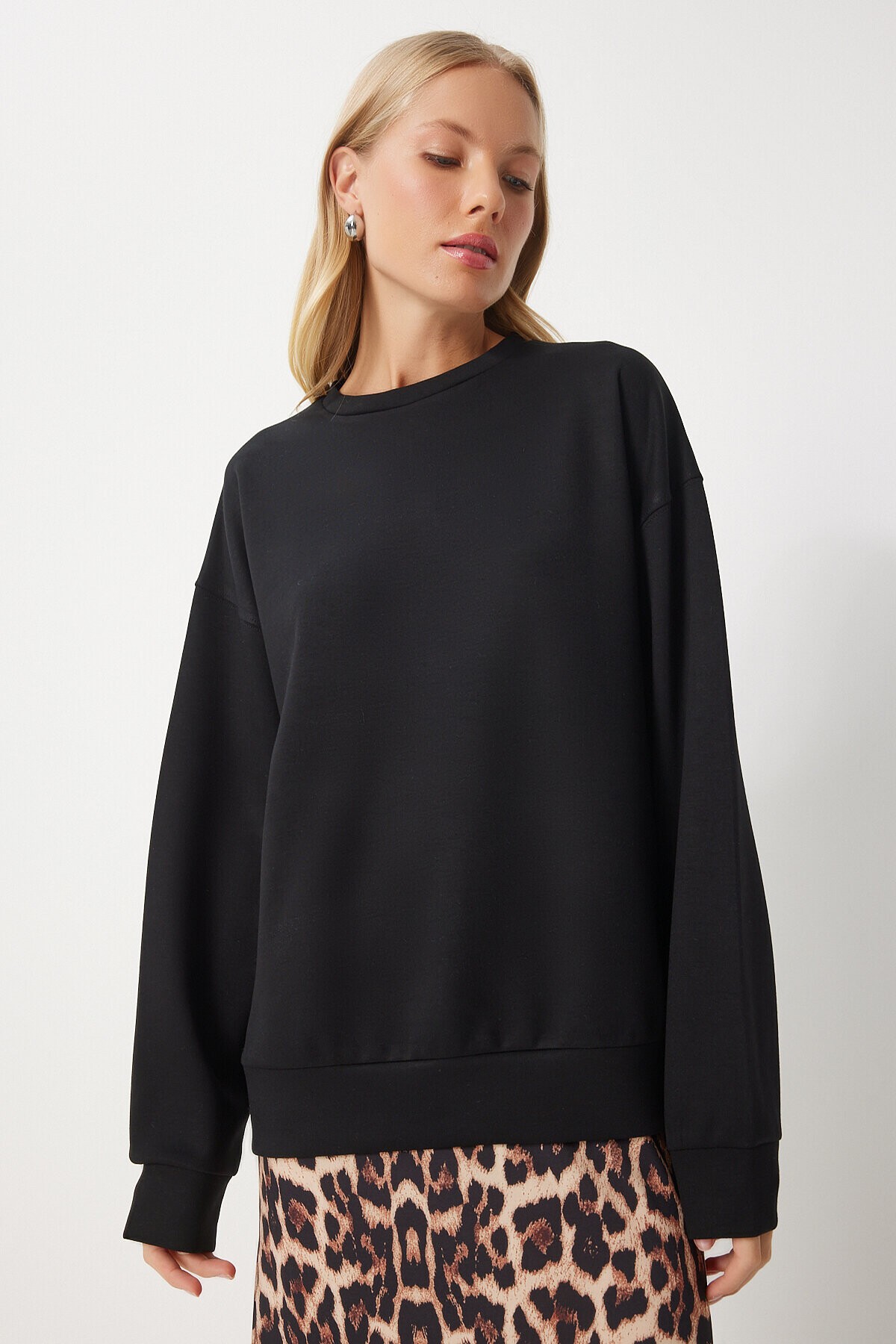 Basic Mevsimlik Modal Örme Sweatshirt SİYAH LAN0012