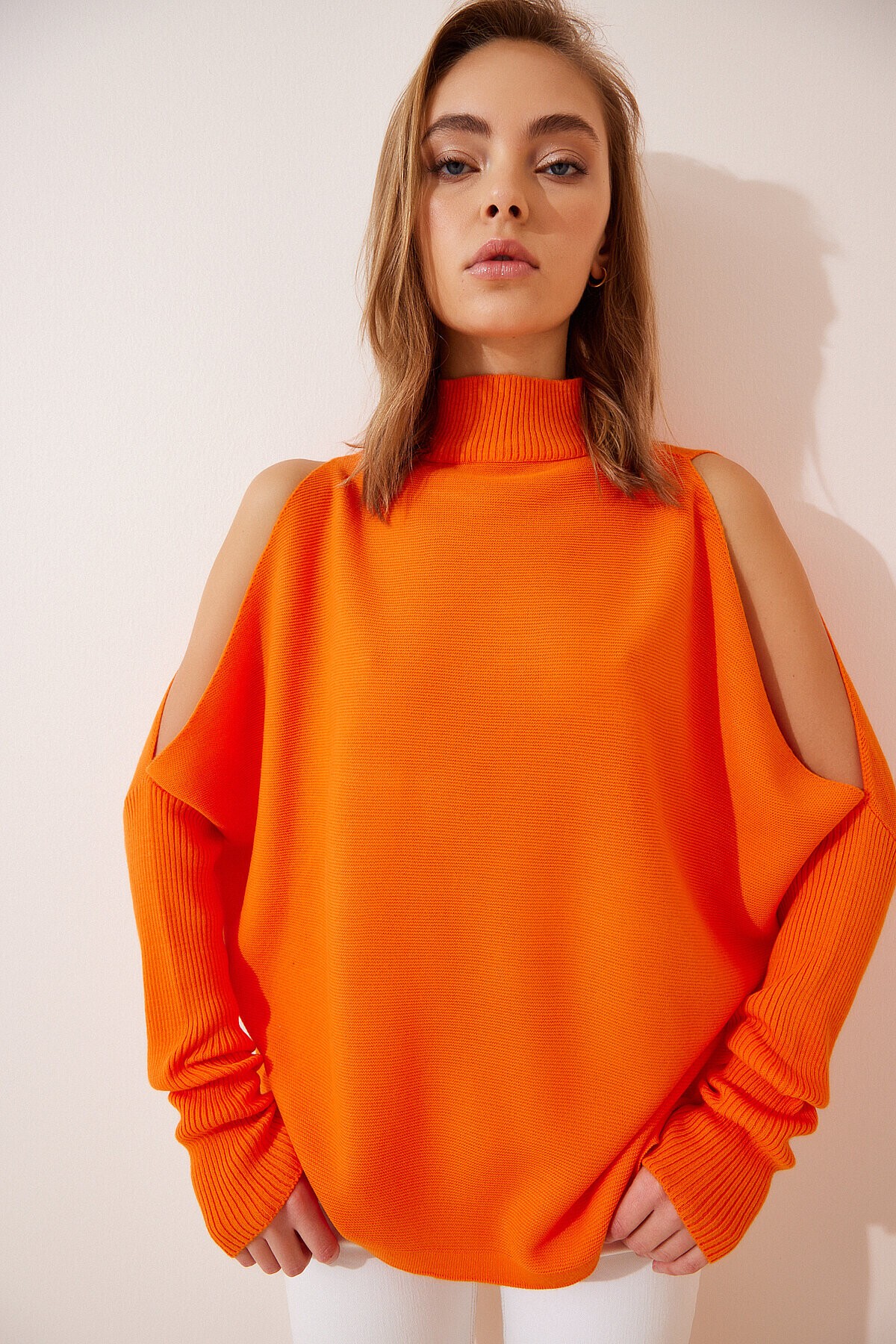 Cut Out Detaylı Oversize Triko Kazak ORANJ LAS0009