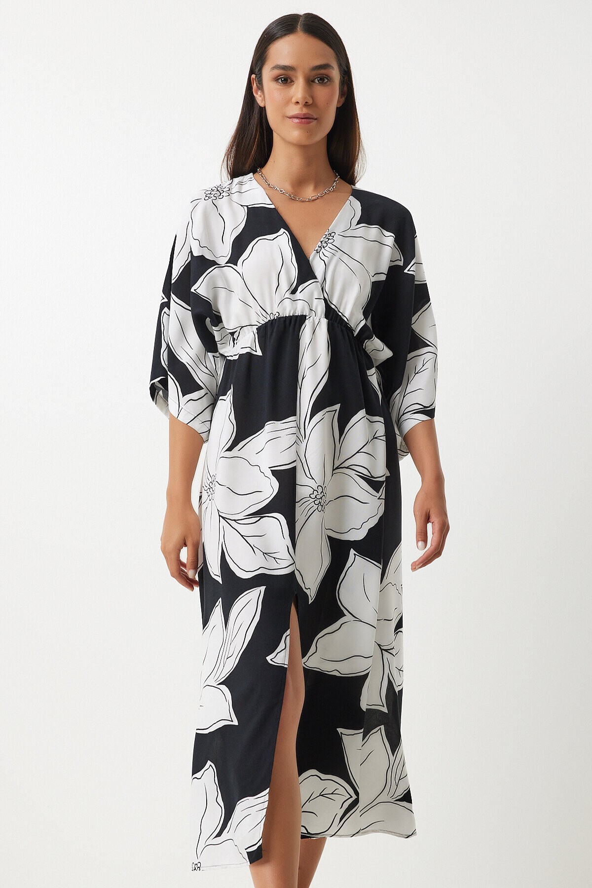 Anvelop Yaka Desenli Yazlık Viskon Elbise SİYAH BEYAZ LDK0003