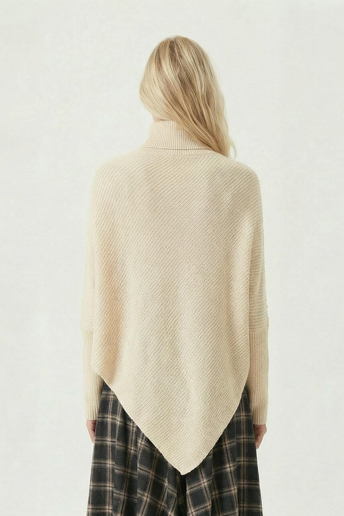 Balıkçı Yaka Asimetrik Oversize Triko Kazak KREM LDP0089