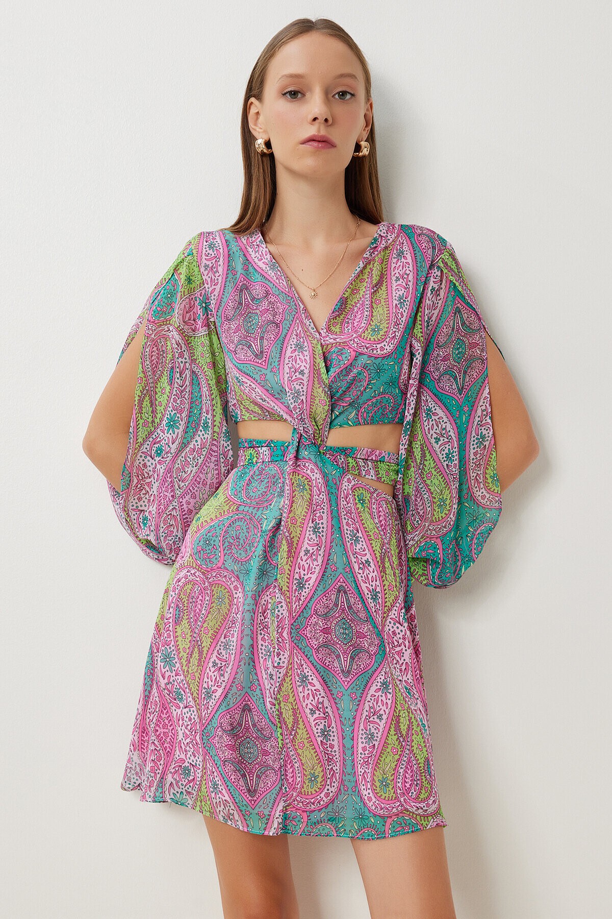 Desenli Cut Out Detaylı Şifon Elbise PEMBE YEŞİL LFG0092