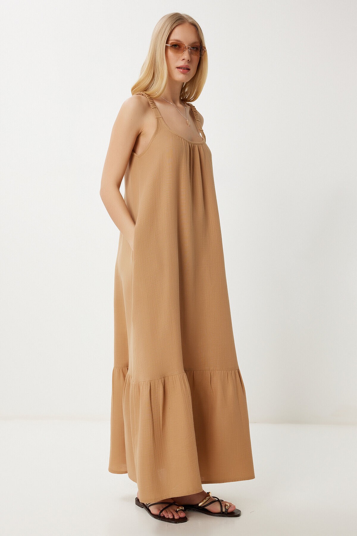 Askılı Volanlı Yazlık Müslin Elbise CAMEL LFZ0002