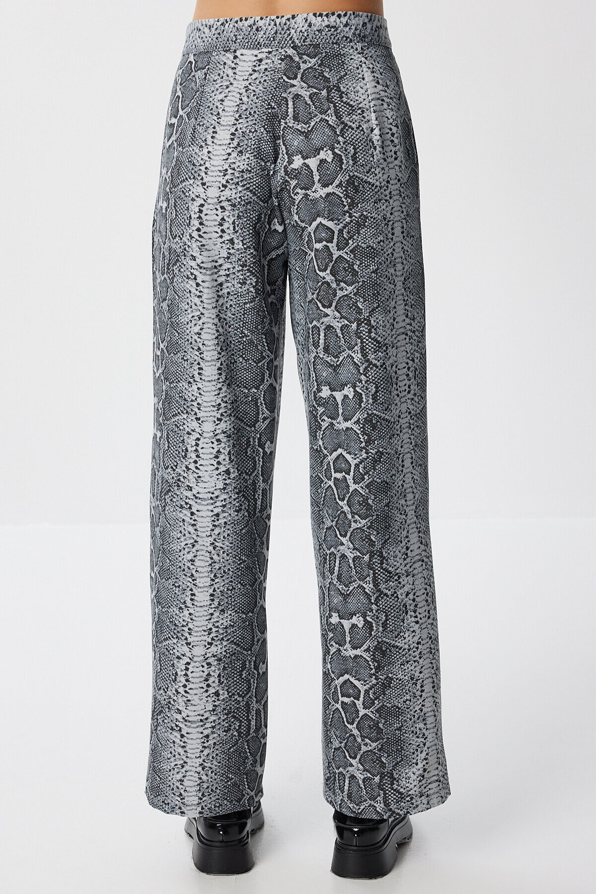 Desenli Cepli Geniş Paça Dokuma Pantolon GRİ LFH0011