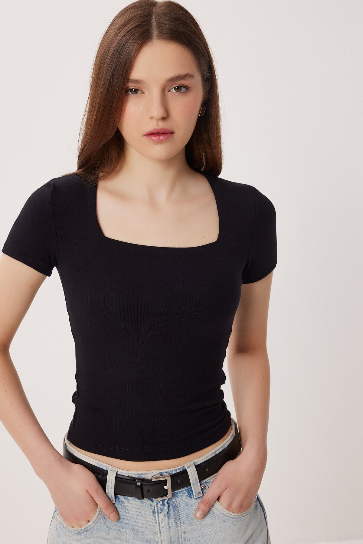 Kare Yaka Basic Örme T-shirt SİYAH LDZ0060