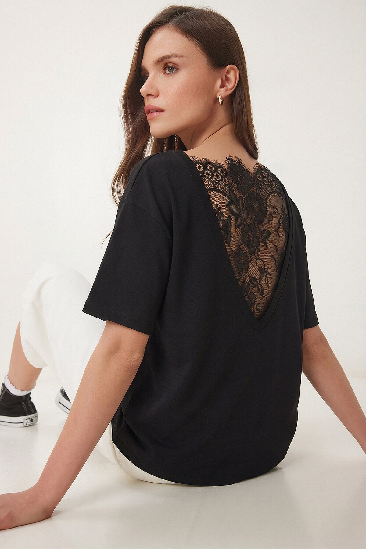 Dantel Detaylı Oversize Modal T-shirt SİYAH LNT0030