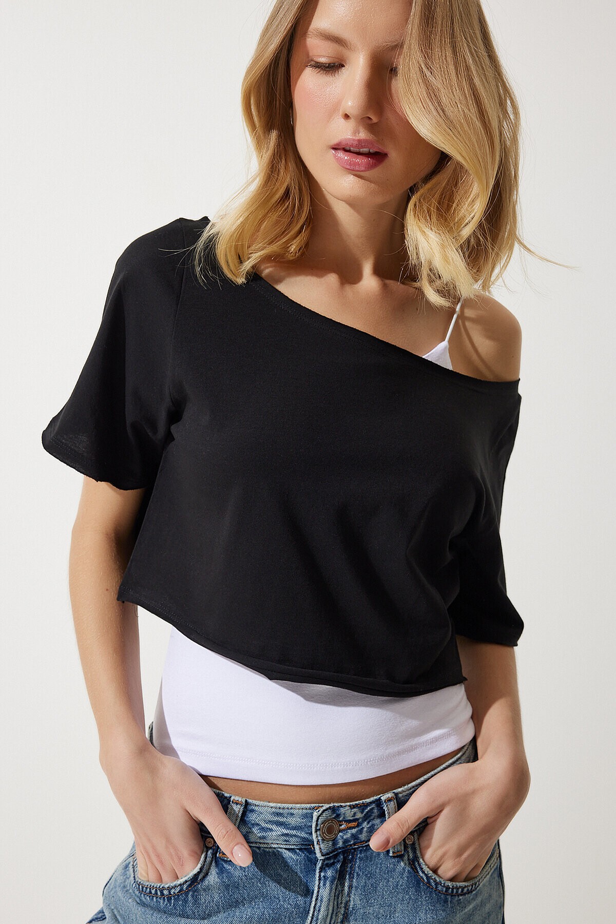 Kayık Yaka Basic Crop 2li Paket Örme T-shirt BEYAZ SİYAH LOW0016