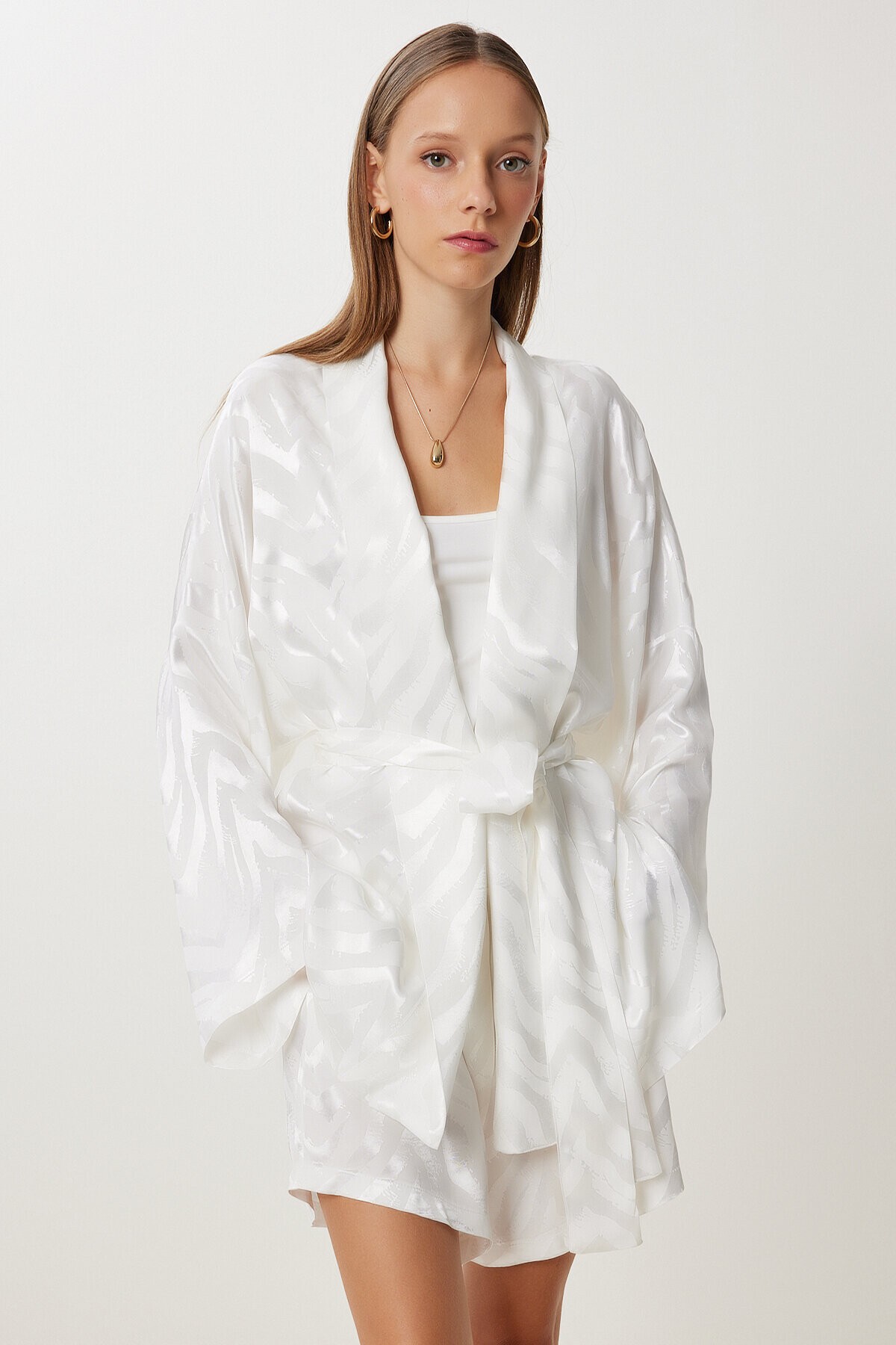 Saten Yüzeyli Kimono Şort Takım EKRU LFG0113