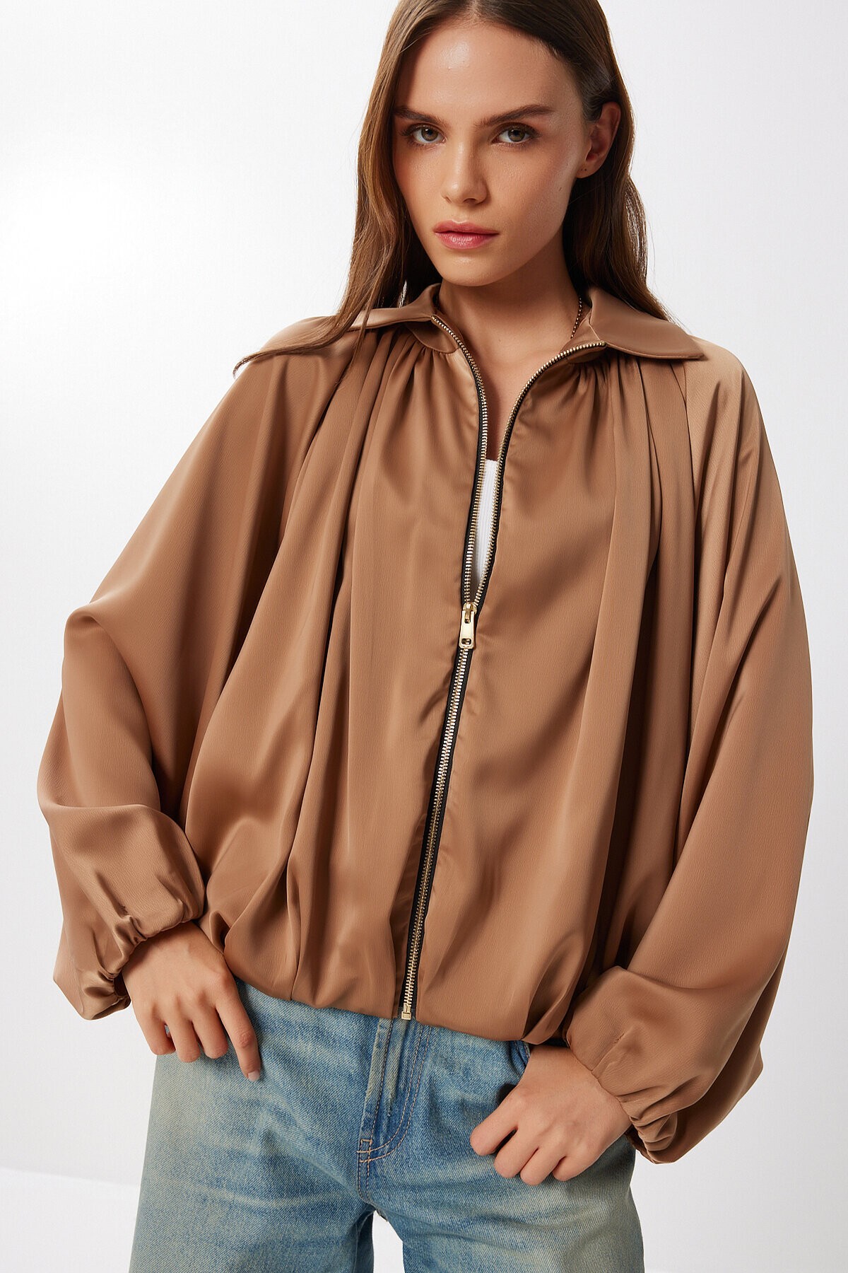 Kabarık Saten Yüzeyli Bomber Ceket CAMEL LMW0033