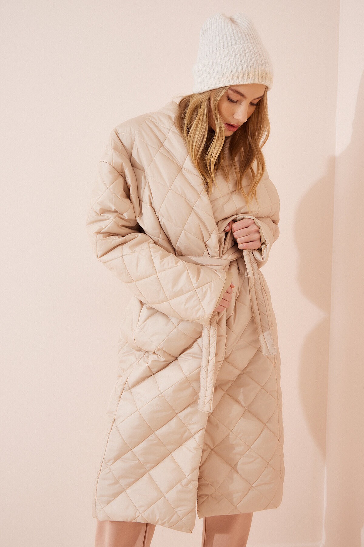 Şal Yaka Oversize Kapitone Kaban KREM LHM0001