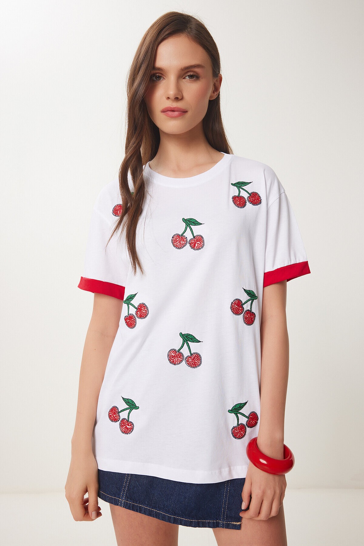 Boncuklu Nakış İşlemeli Örme T-shirt BEYAZ LWE0002