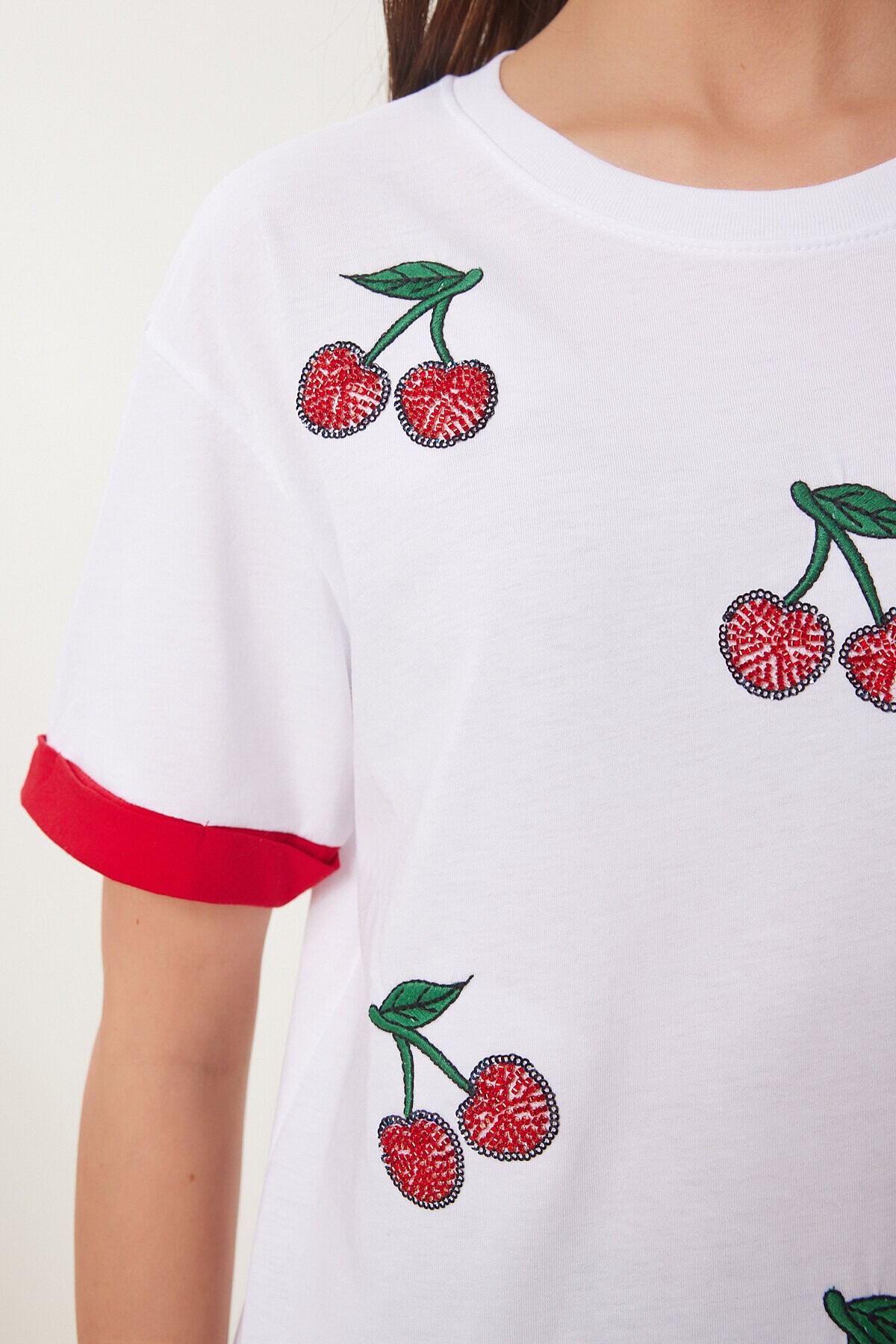 Boncuklu Nakış İşlemeli Örme T-shirt BEYAZ LWE0002