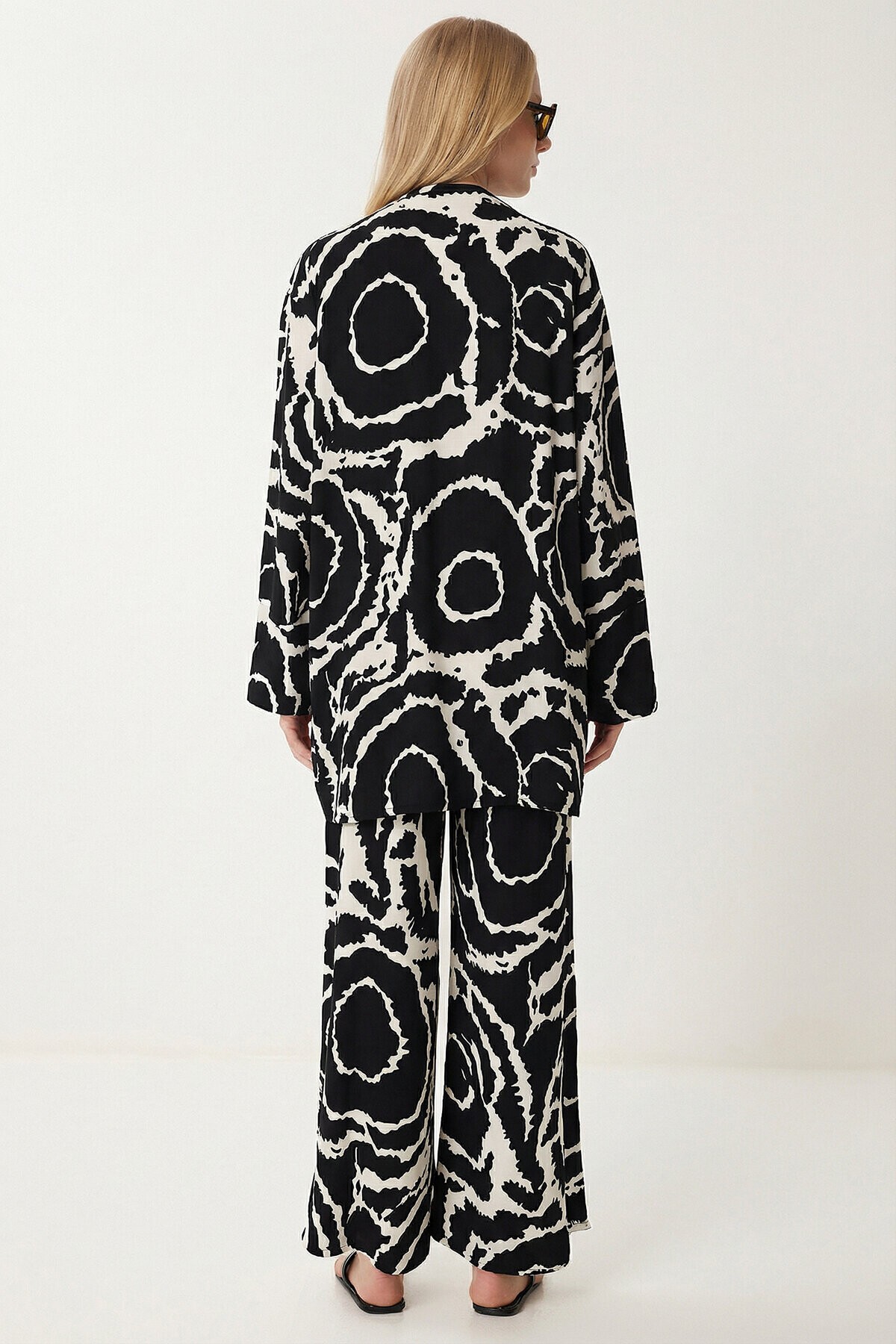 Desenli Yazlık Viskon Kimono Pantolon Takım SİYAH BEYAZ LRN0013