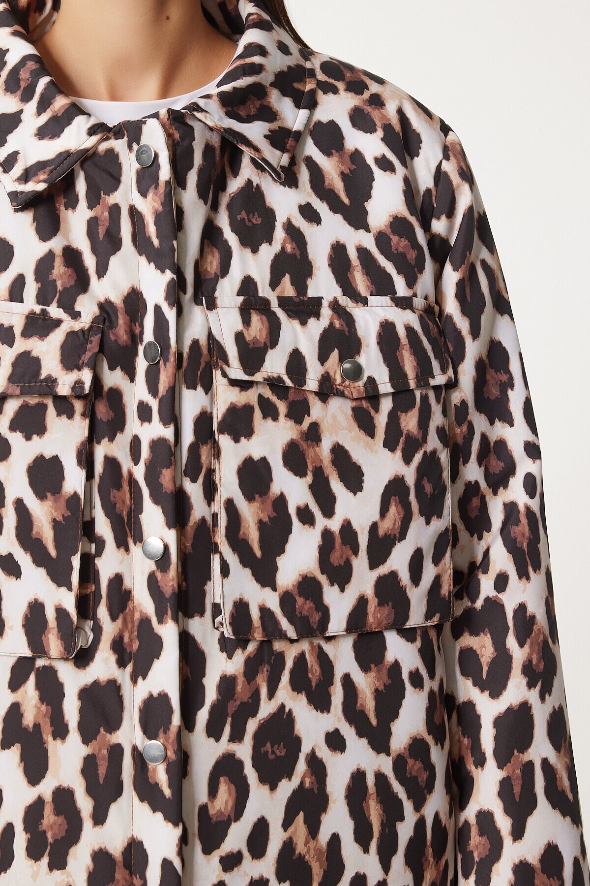Leopar Desenli Şişme Mont SİYAH BEJ LNT0004