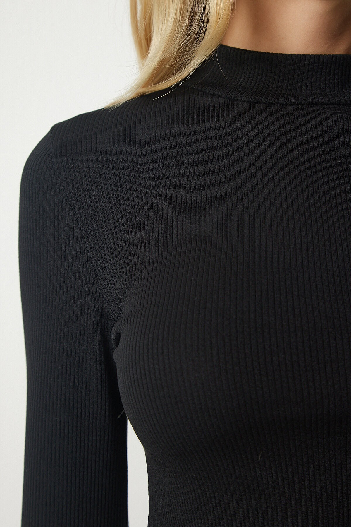 2li Dik Yaka Fitilli Kaşkorse Crop Bluz SİYAH BİSKÜVİ LUB0020