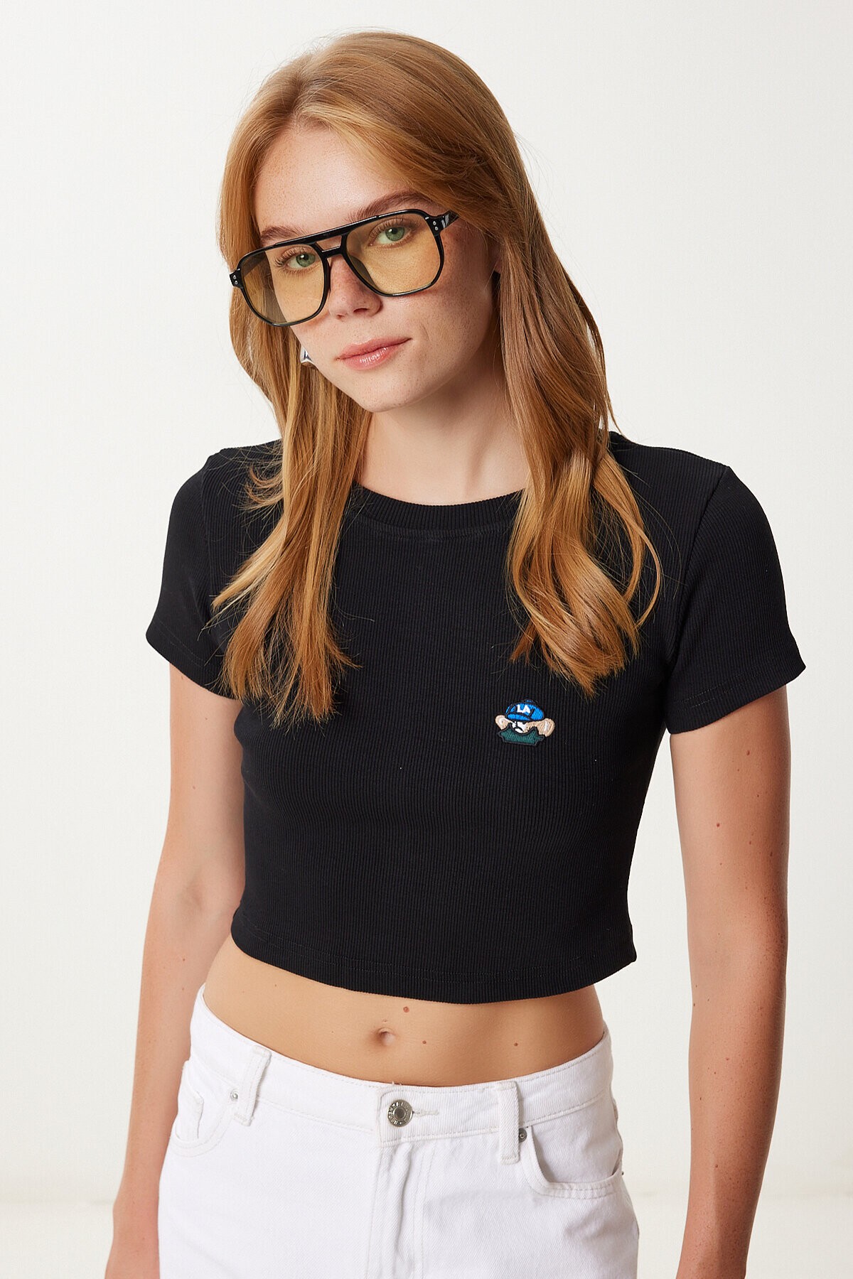 Ayıcık Nakışlı Fitilli Örme Crop T-shirt SİYAH LZH0015
