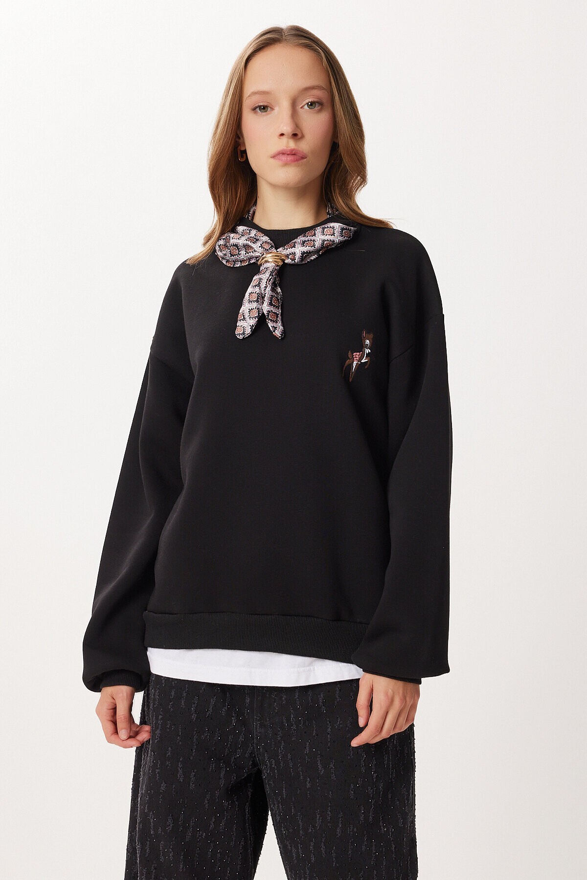 Fular Detaylı Şardonlu Örme Sweatshirt SİYAH LPX0005