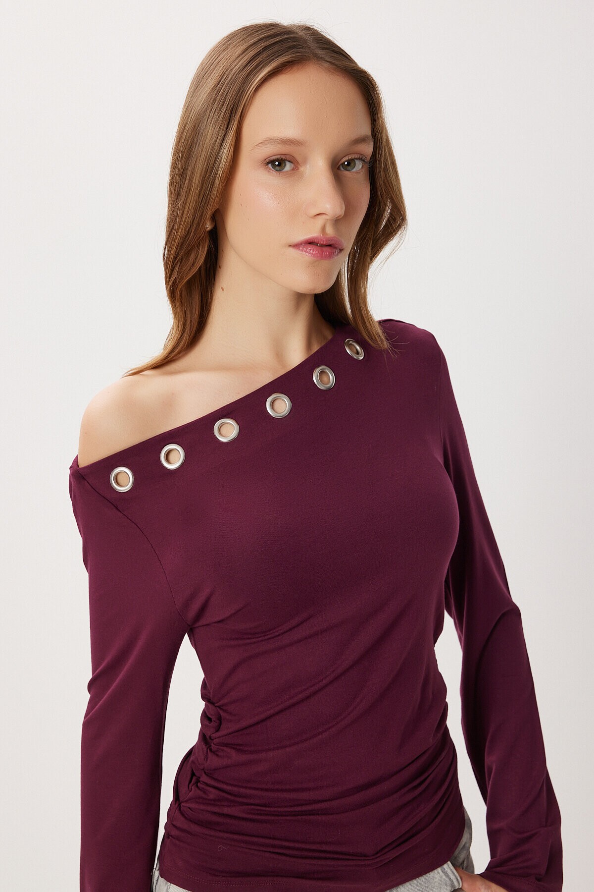 Asimetrik Halkalı Örme Bluz BORDO LUB0277