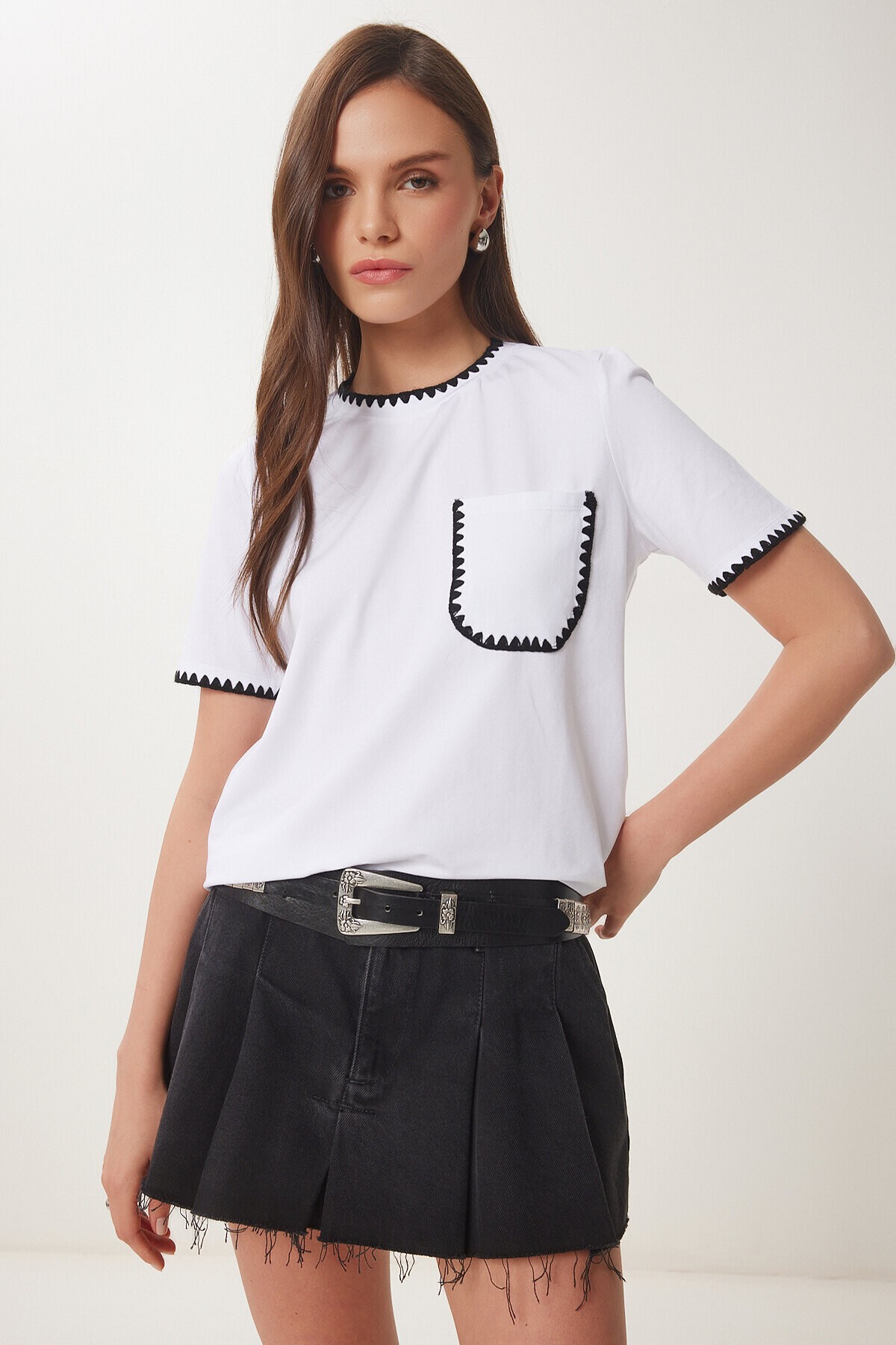 Kontrast Şertili Örme T-shirt BEYAZ LTP0013
