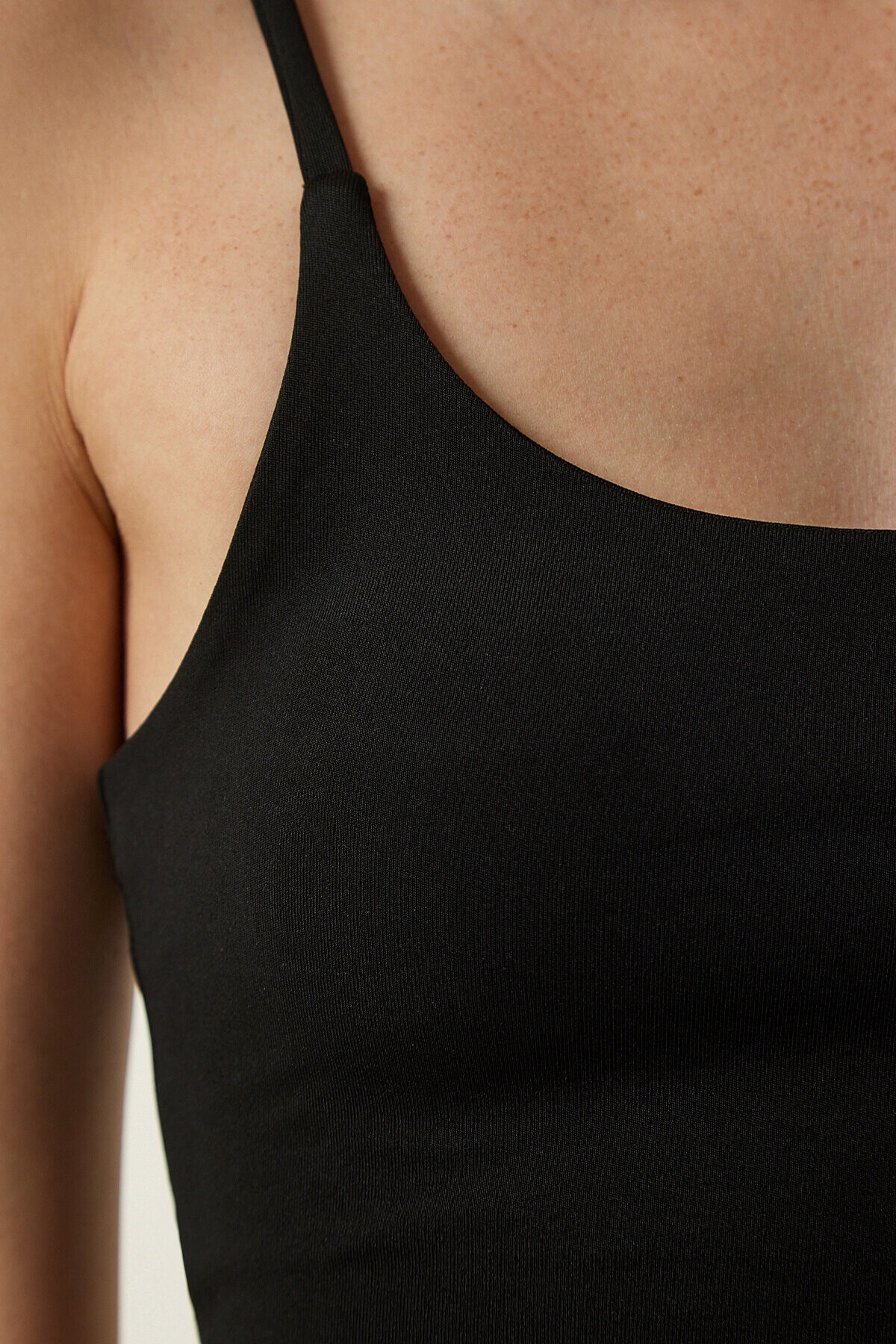 İnce Askılı Örme Spor Sütyeni SİYAH LOW0007