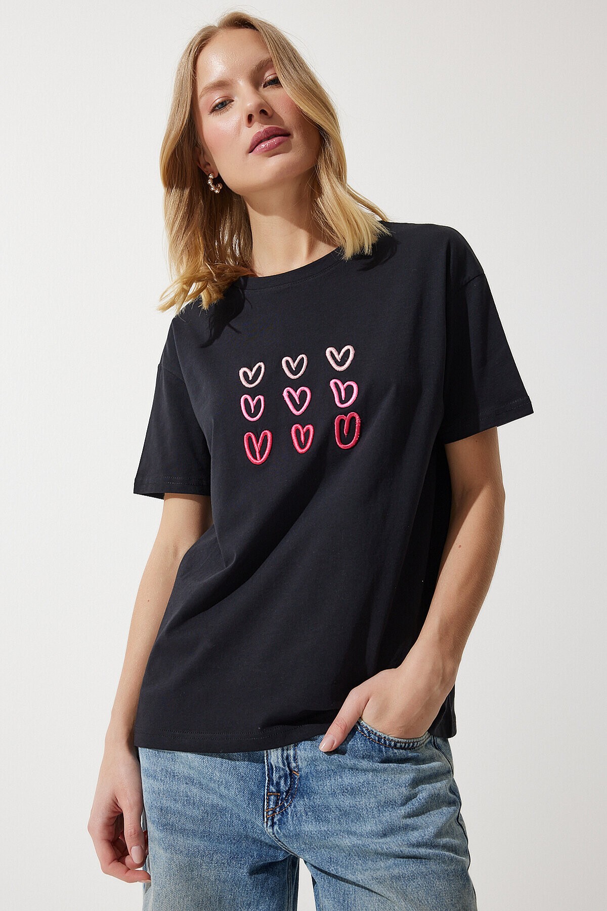 Kalp Nakışlı Pamuklu T-shirt SİYAH LMP0001