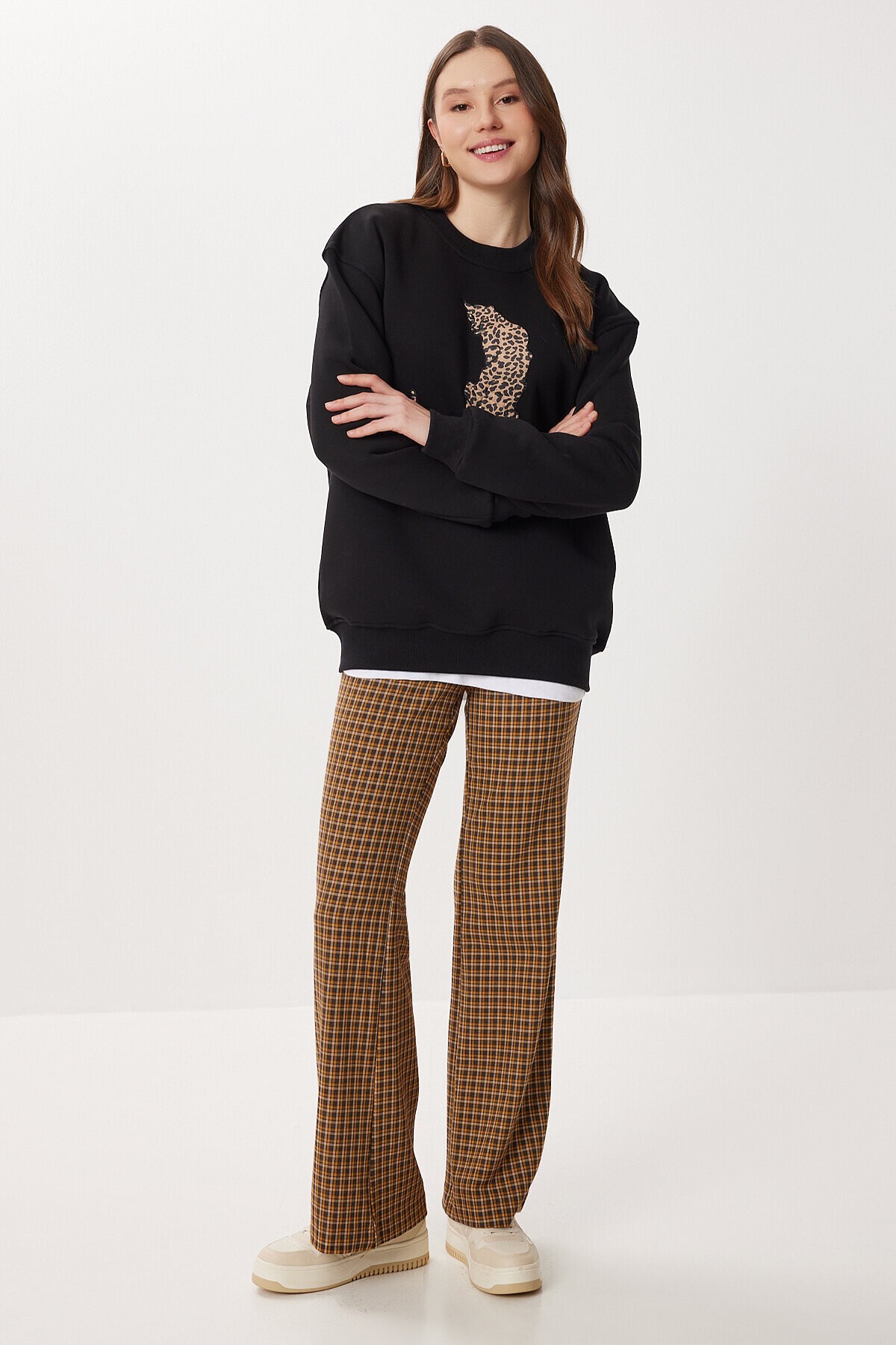 Leopar Baskılı Oversize Şardonlu Örme Sweatshirt SİYAH LMC0078