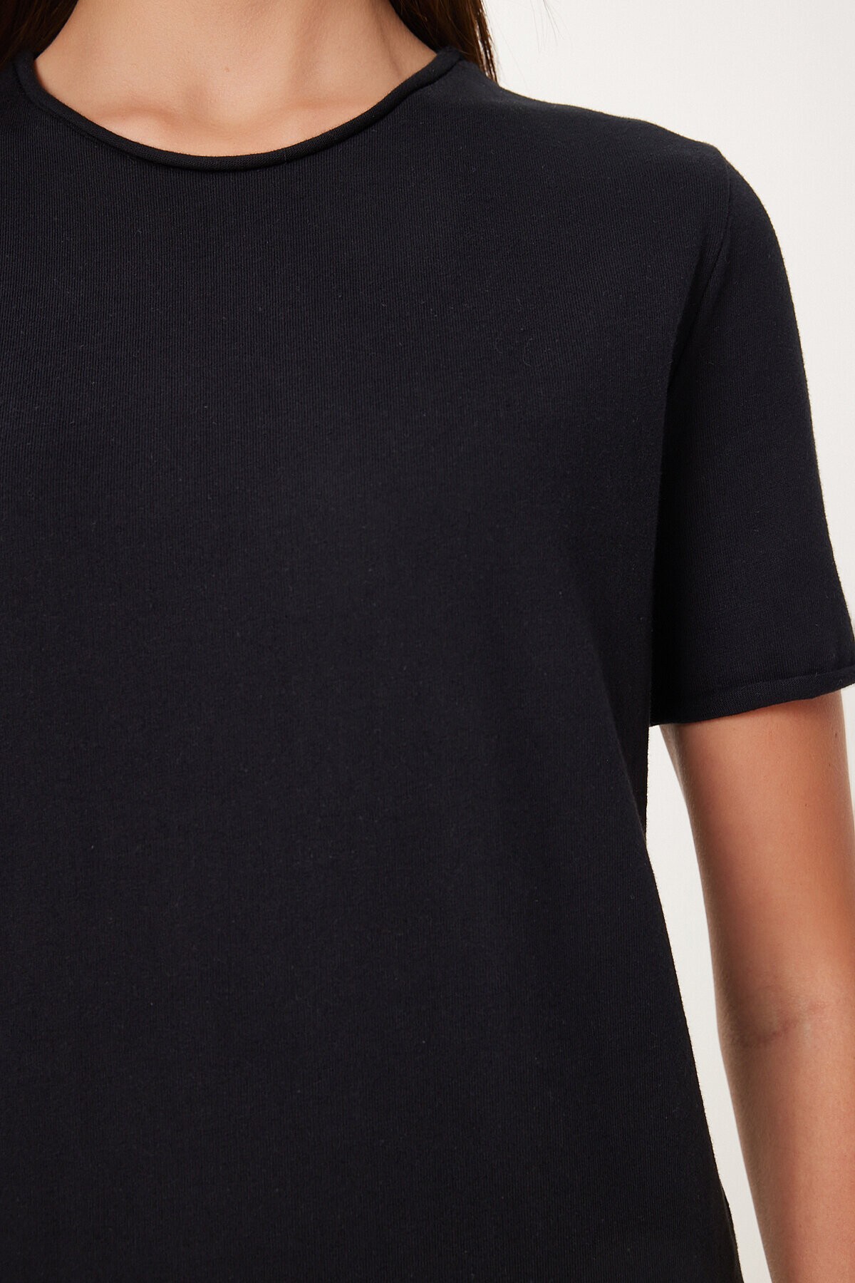 Basic Pamuklu Örme T-shirt SİYAH LUB0124