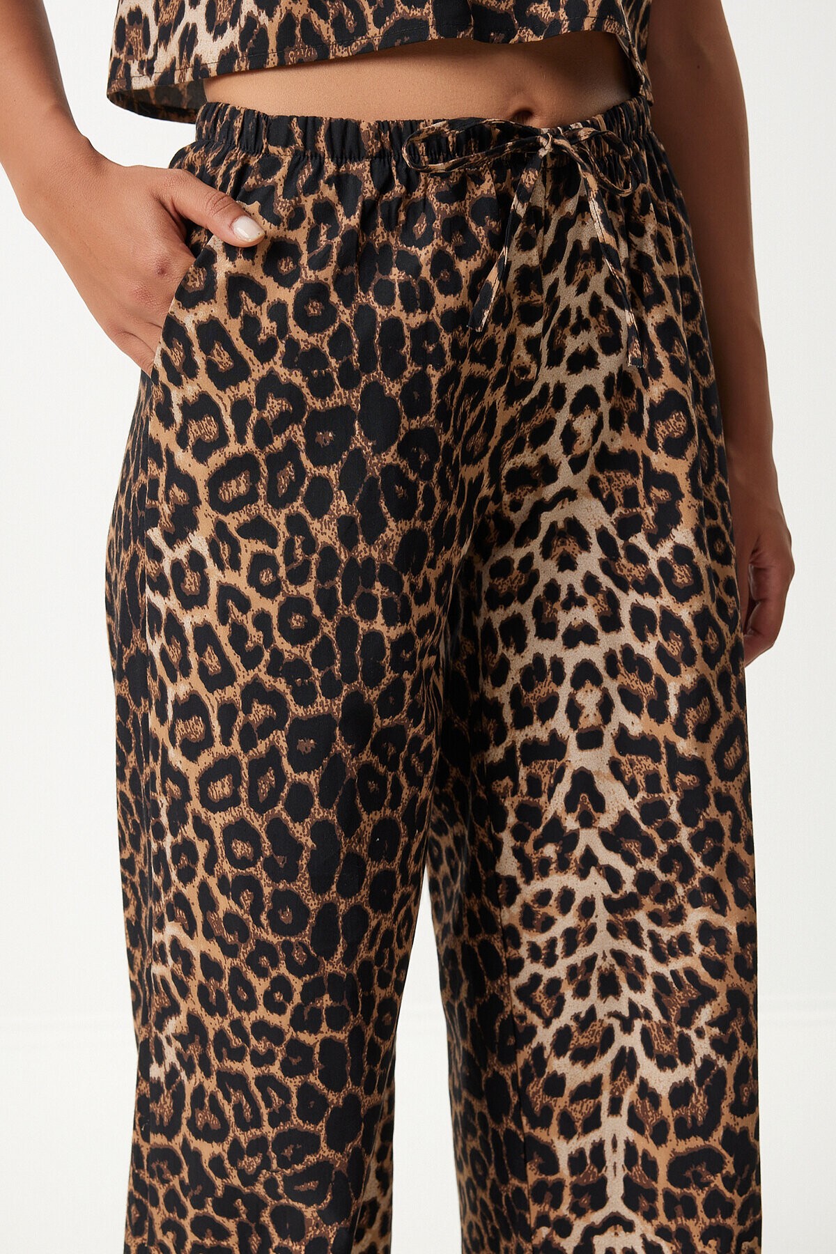 Leopar Desenli Fiyonklu Bluz Pantolon Takım SİYAH BEJ LUL0003