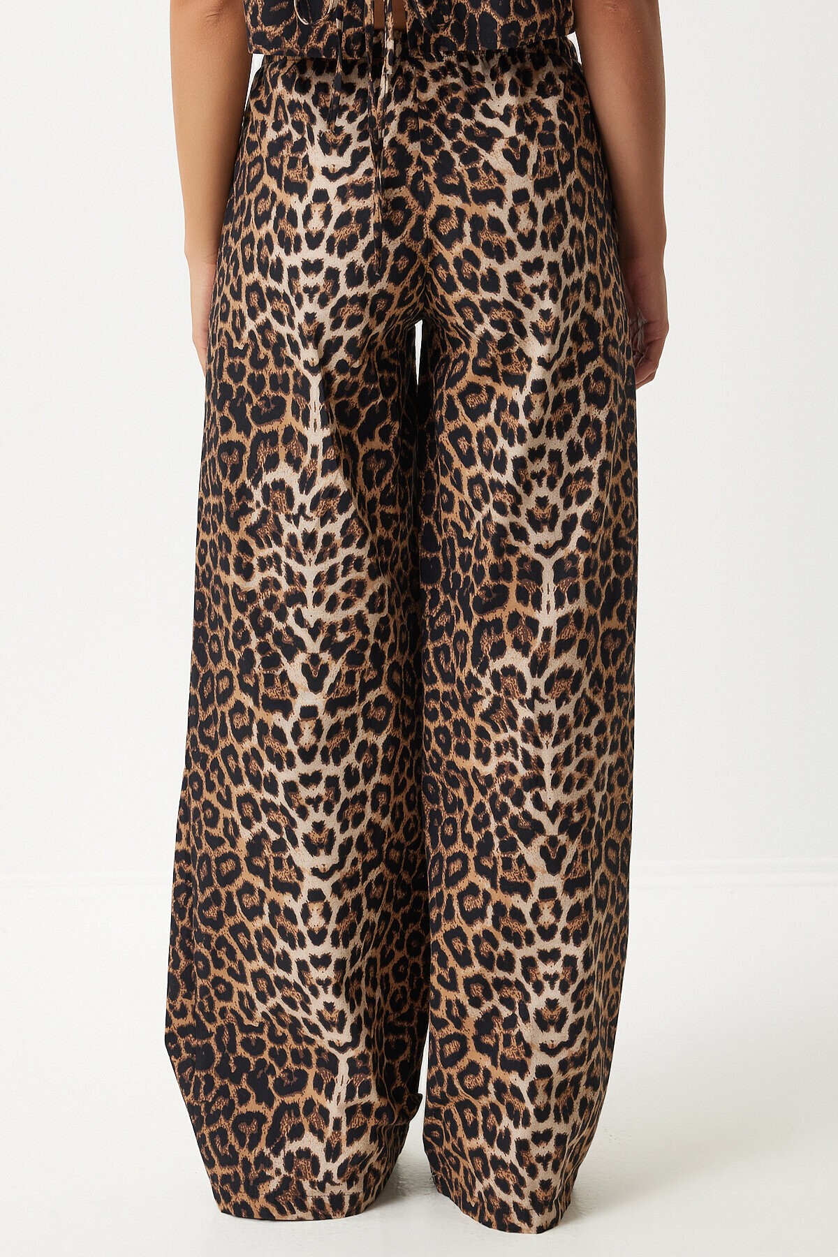Leopar Desenli Fiyonklu Bluz Pantolon Takım SİYAH BEJ LUL0003
