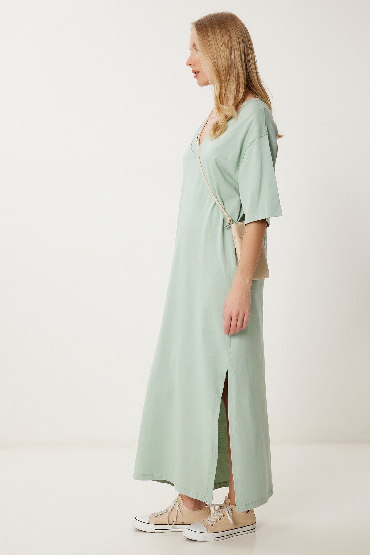 Oversize Basic Yazlık Esnek Örme Elbise ÇAĞLA YEŞİLİ LUB0113
