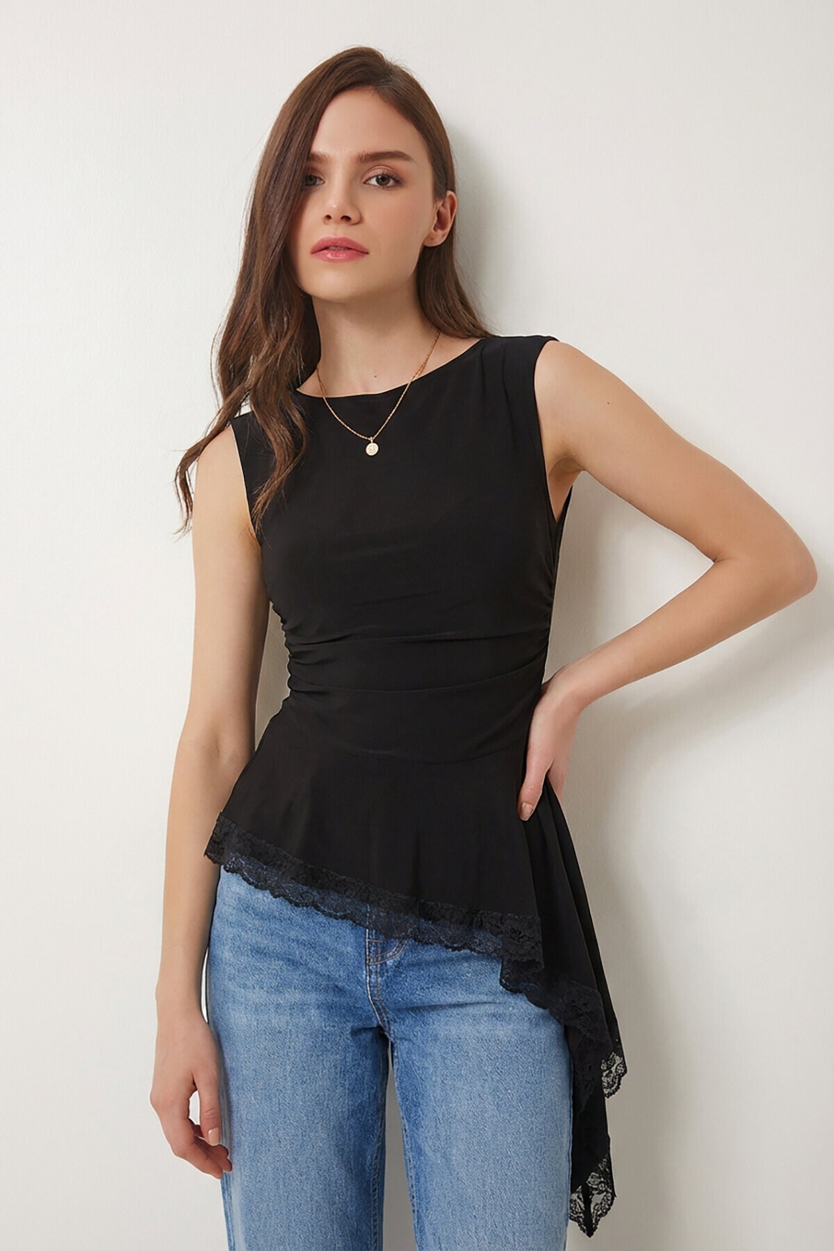 Asimetrik Dantelli Sandy Bluz SİYAH LZV0069