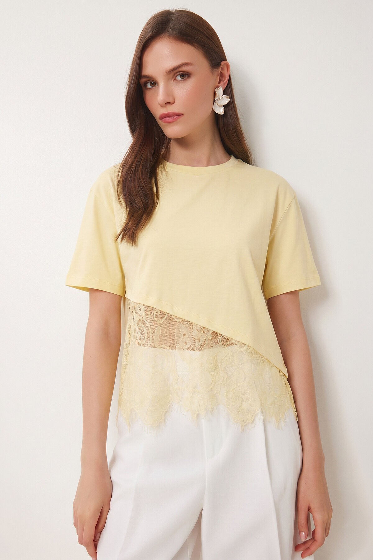 Dantel Detaylı Oversize Örme T-shirt SARI LCR0125