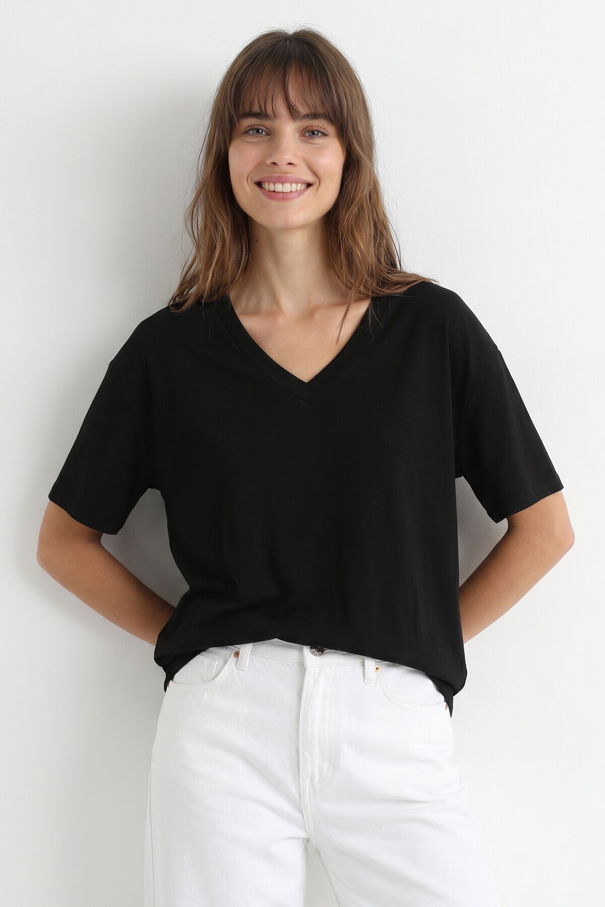2’li Paket V Yaka Oversize Örme T-shirt SİYAH EKRU LZV0085