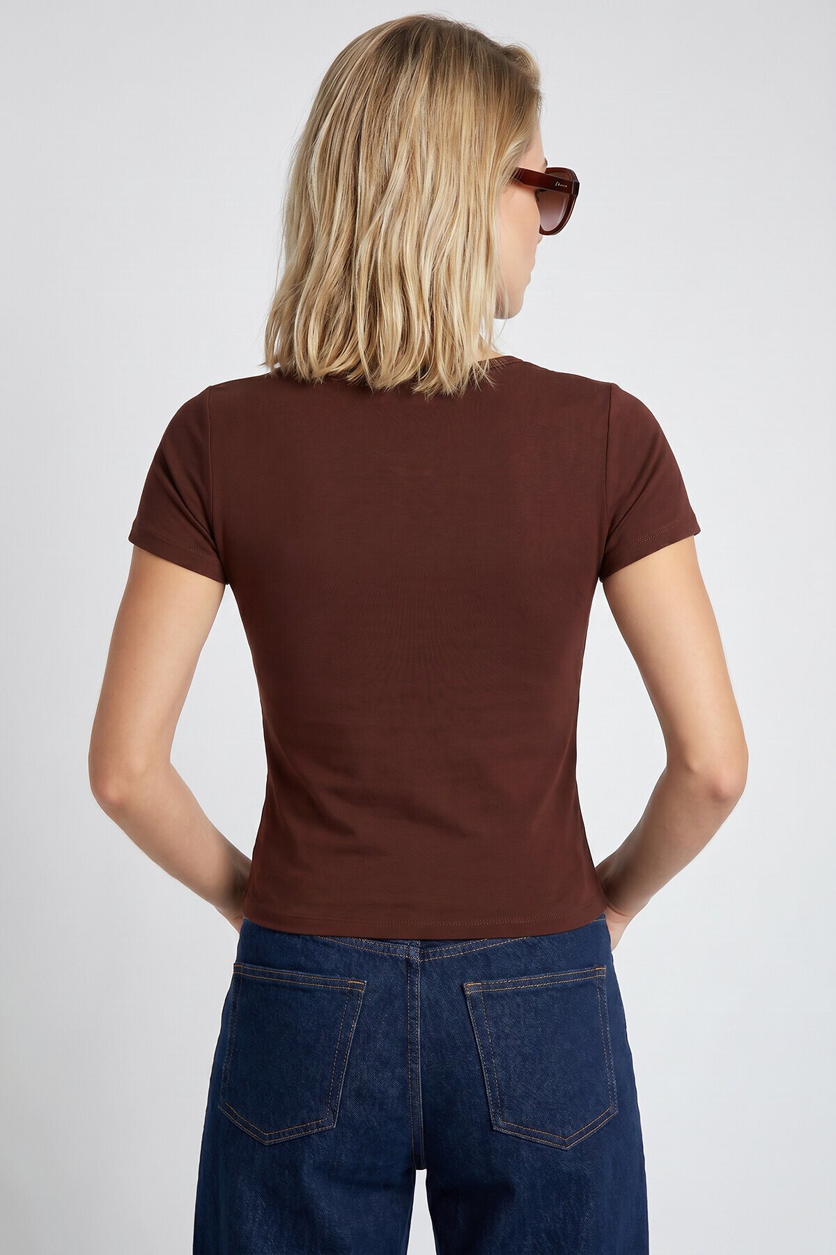 Basic Sandy Örme T-shirt KAHVERENGİ LZV0075