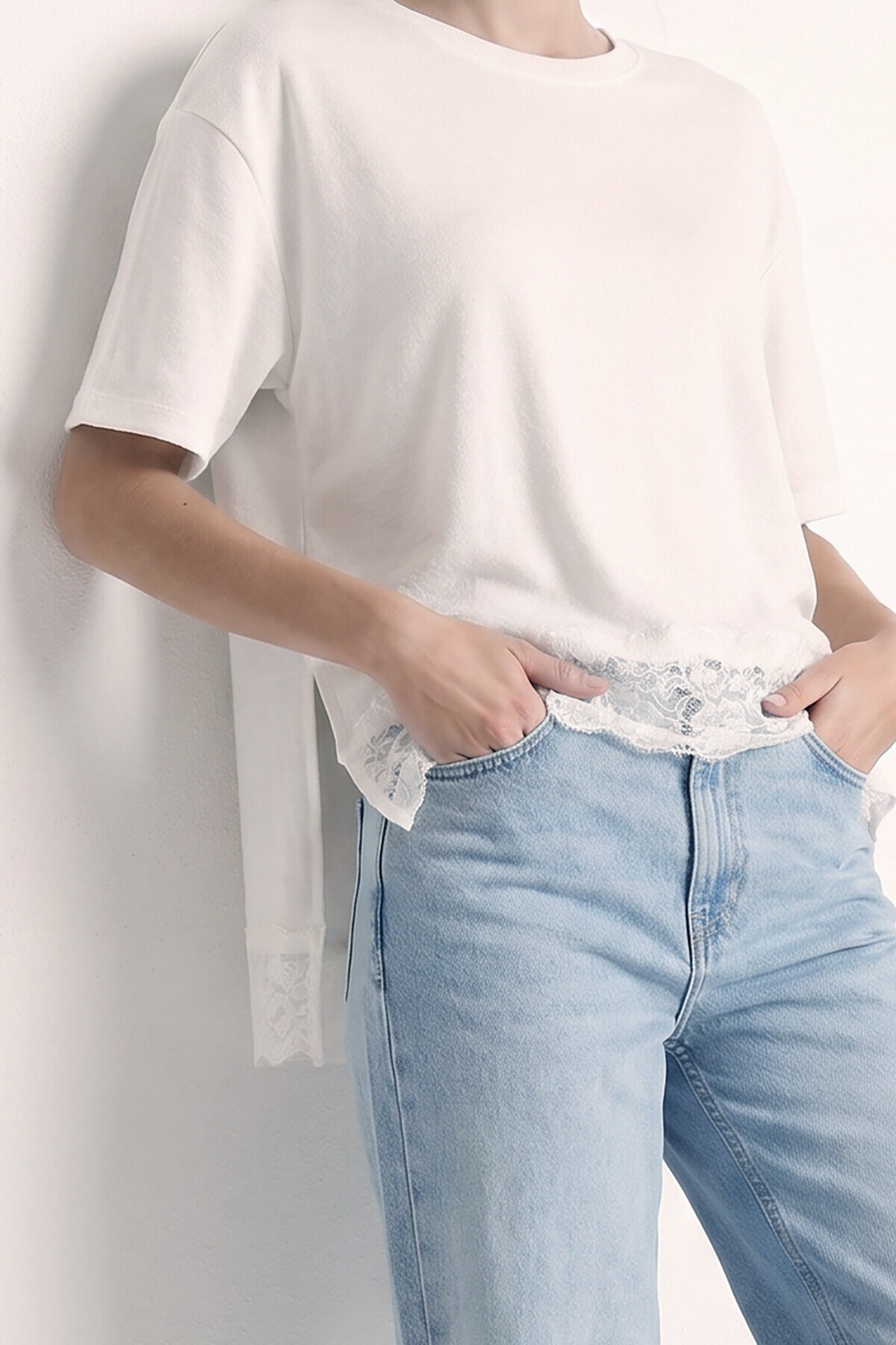 Dantelli Oversize Mevsimlik Triko Bluz BEYAZ LYY0146