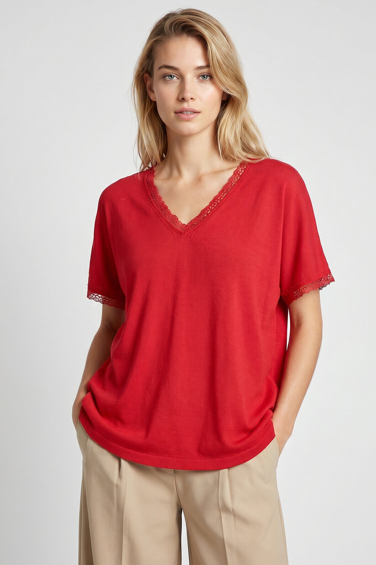 Dantelli Oversize Mevsimlik Triko Bluz KIRMIZI LYY0145