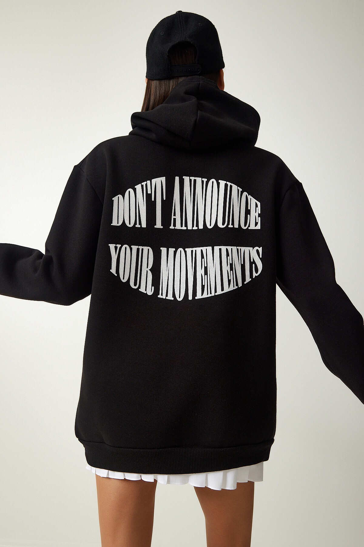 Kapüşonlu Şardonlu Baskılı Sweatshirt SİYAH LOW0032