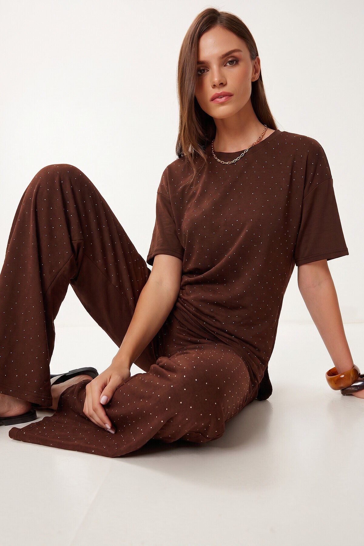 Taş Detaylı Örme Alt-Üst Takım KAHVERENGİ LZV0068