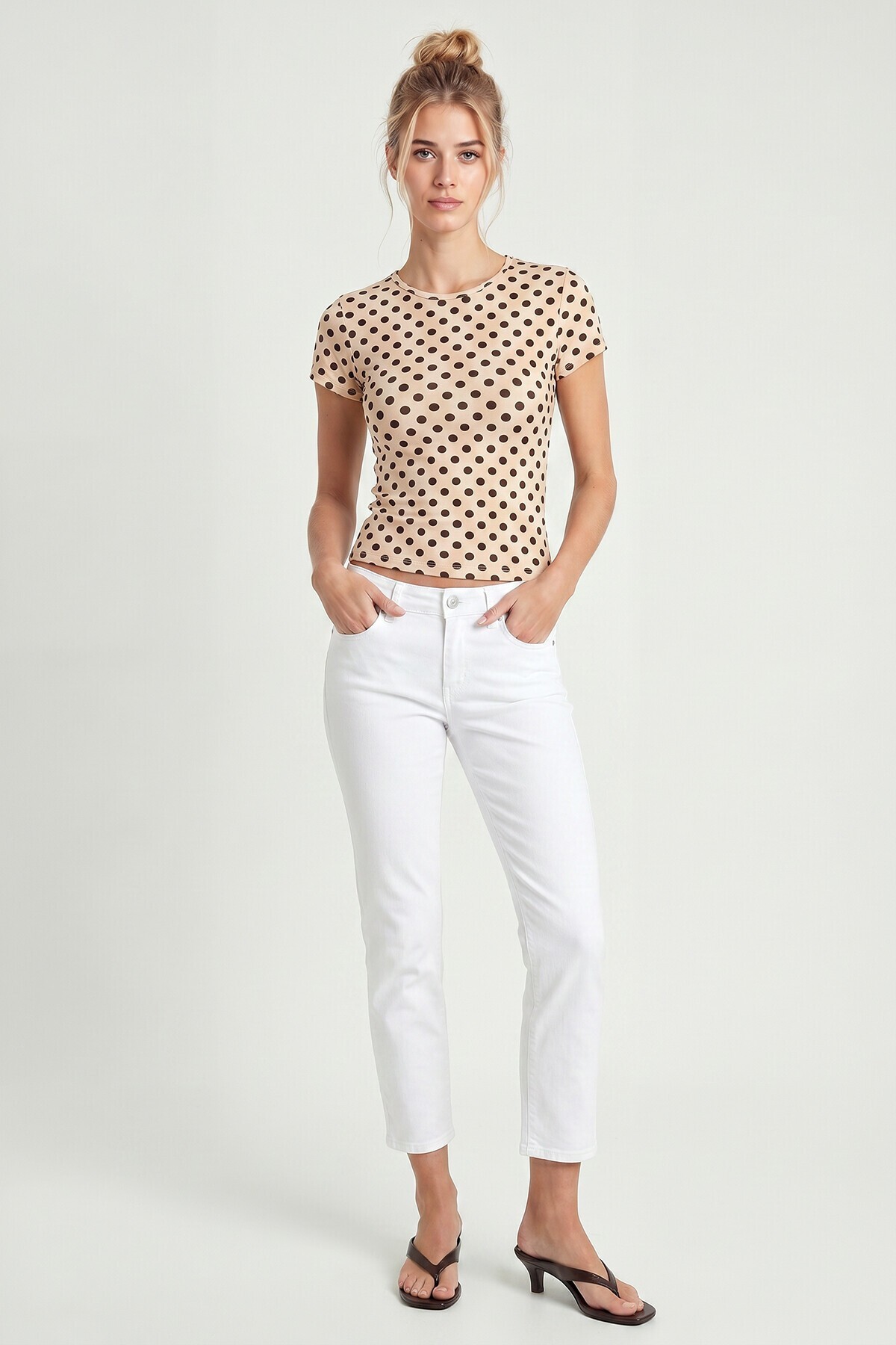 Puantiye Desenli Polyamid T-shirt KREM LZV0083