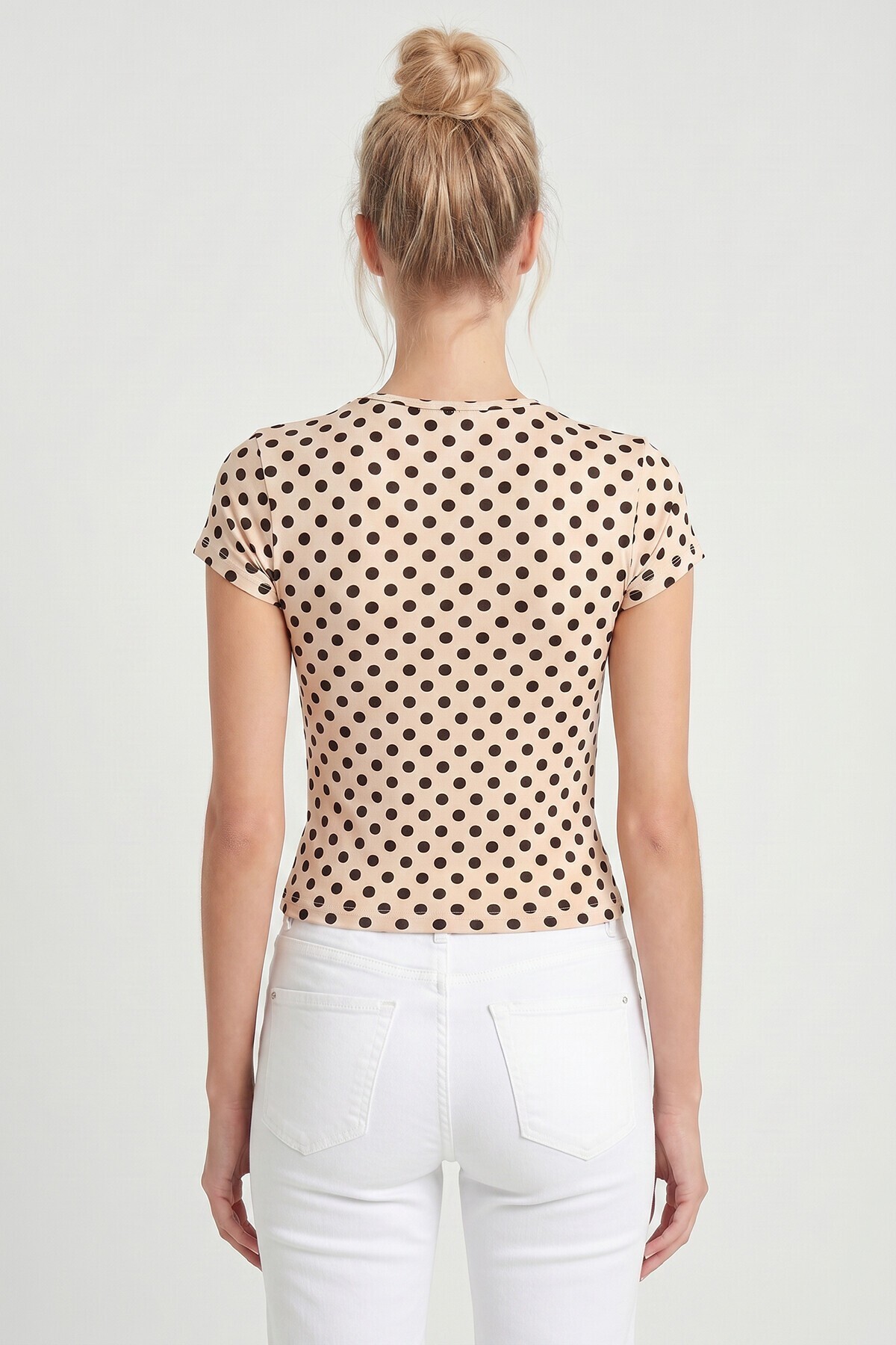 Puantiye Desenli Polyamid T-shirt KREM LZV0083