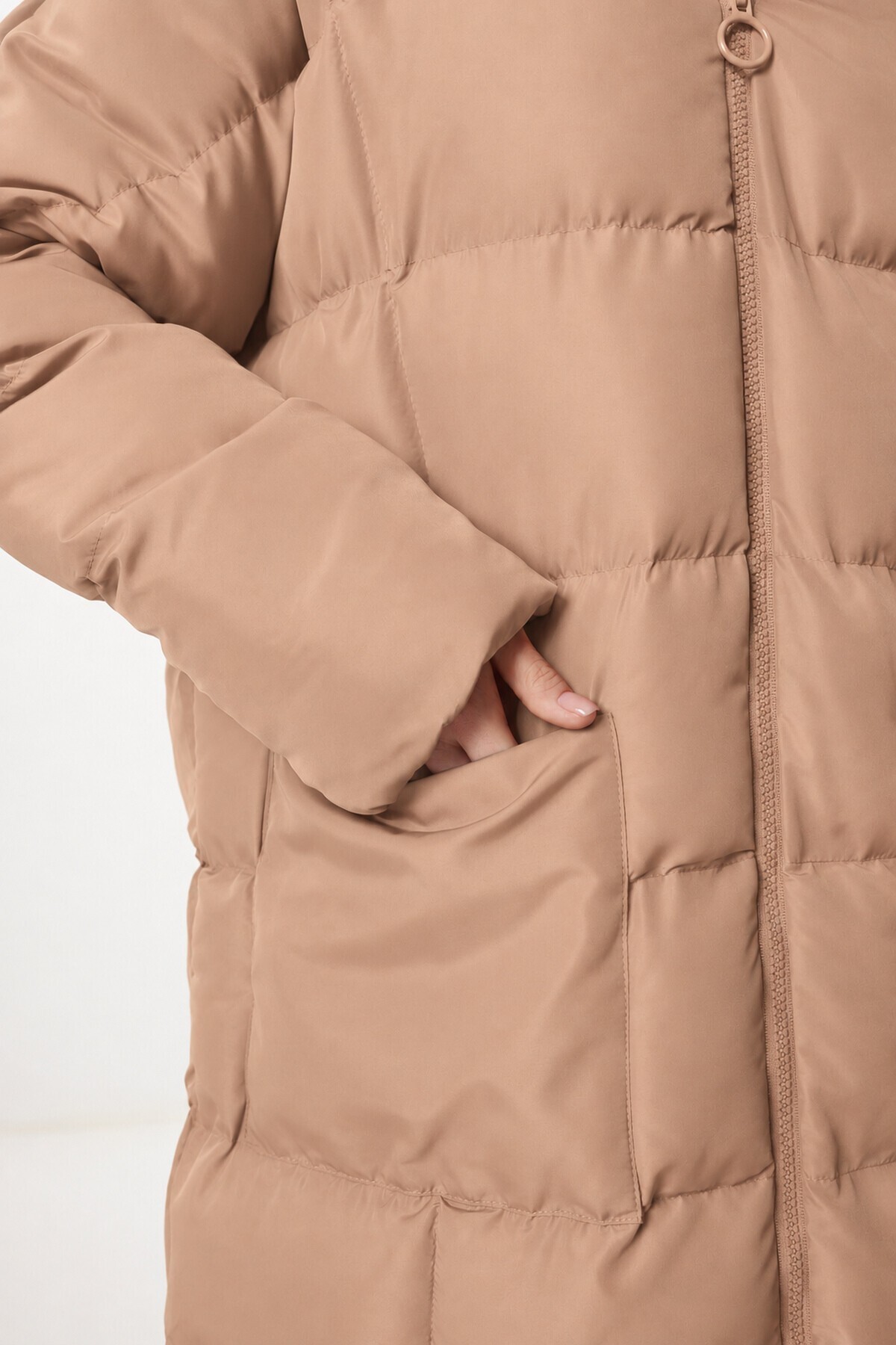 Kapüşonlu Oversize Uzun Şişme Kaban CAMEL LNT0001