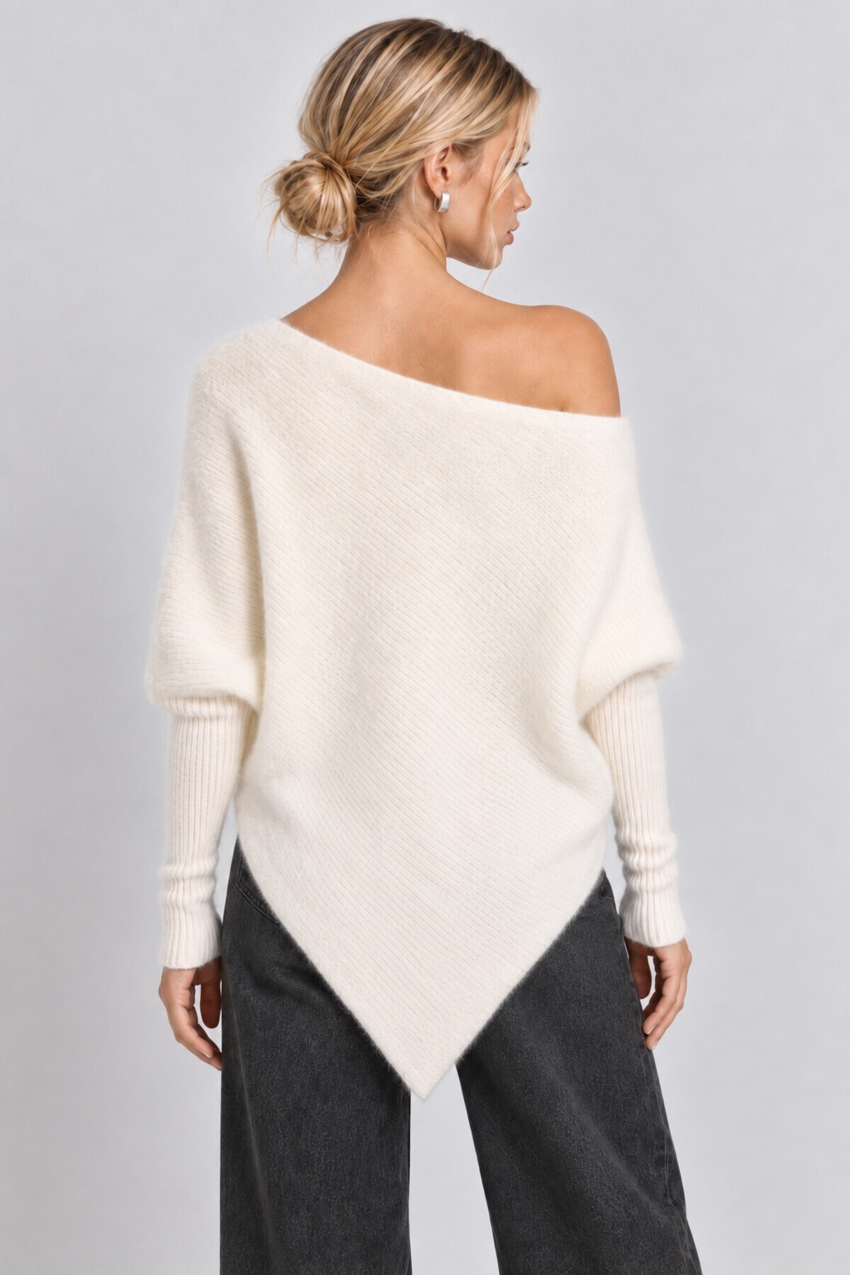 Kayık Yaka Asimetrik Triko Kazak 4372 EKRU LKİ0066