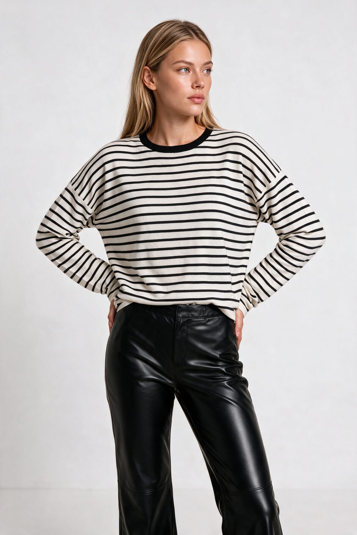 Oversize Çizgili Mevsimlik Kazak 4446 EKRU SİYAH LKİ0077