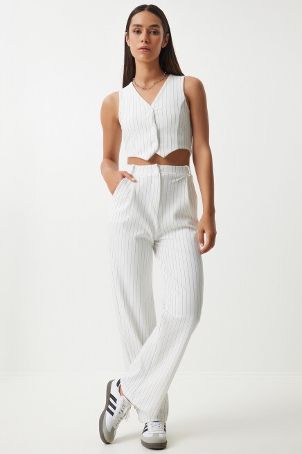 İNCE ÇİZGİLİ ÖRME YELEK PANTOLON TAKIM