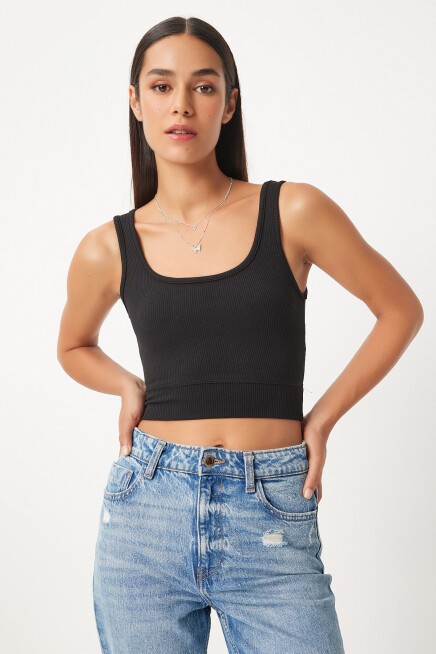 2li Kare Yaka Askılı Fitilli Crop Örme Bluz SİYAH PUDRA LBF0002