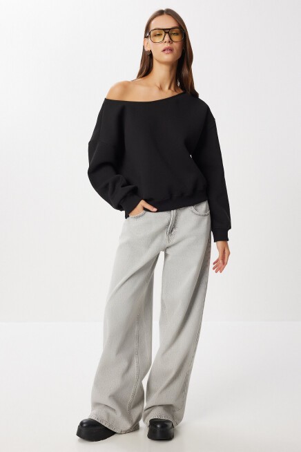 Açık Omuzlu Şardonlu Örme Sweatshirt SİYAH LAN0076