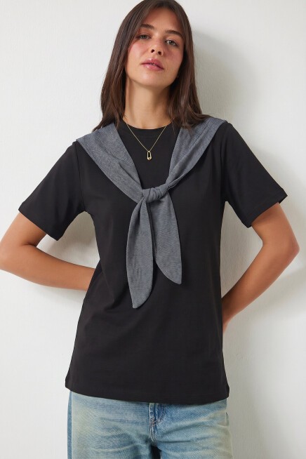 Kontrast Fular Detaylı Örme T-shirt SİYAH LCR0120