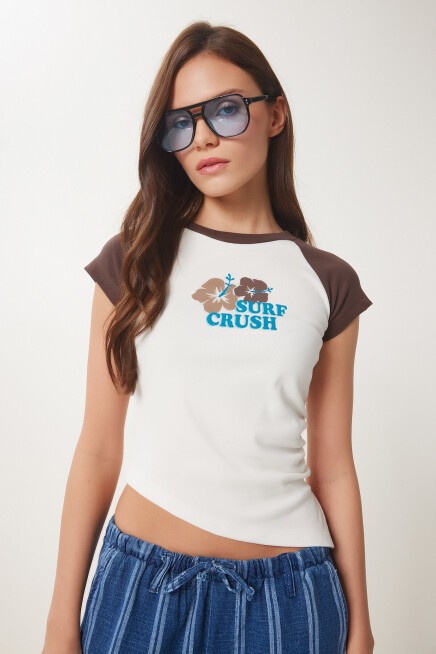 Kontrast Renkli Baskılı Örme T-shirt KAHVERENGİ KEMİK LCR0062