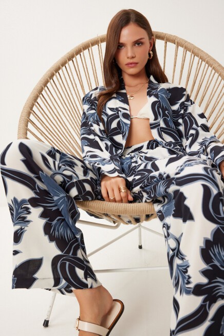 Desenli Yazlık Viskon Kimono Pantolon Takım FÜME KEMİK LJE0003